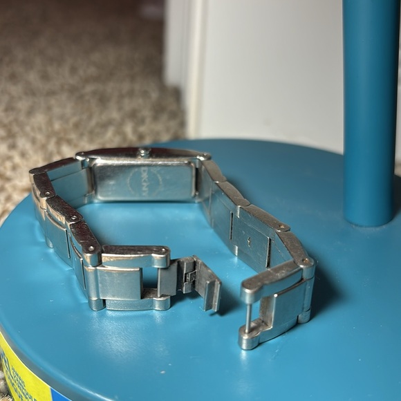 DKNY Watch - Picture 4 of 6